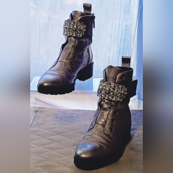 KARL LAGERFELD Crystal Studded Lace Up High top Booties: sz. 9.5 - Picture 3 of 5